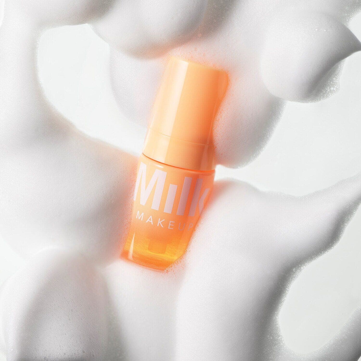 Cloud Glow Primer – Priming Foam with Brightening Turmeric