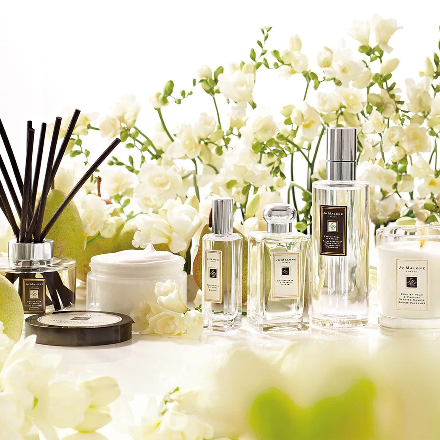 Limited Edition English Pear & Freesia Home Candle