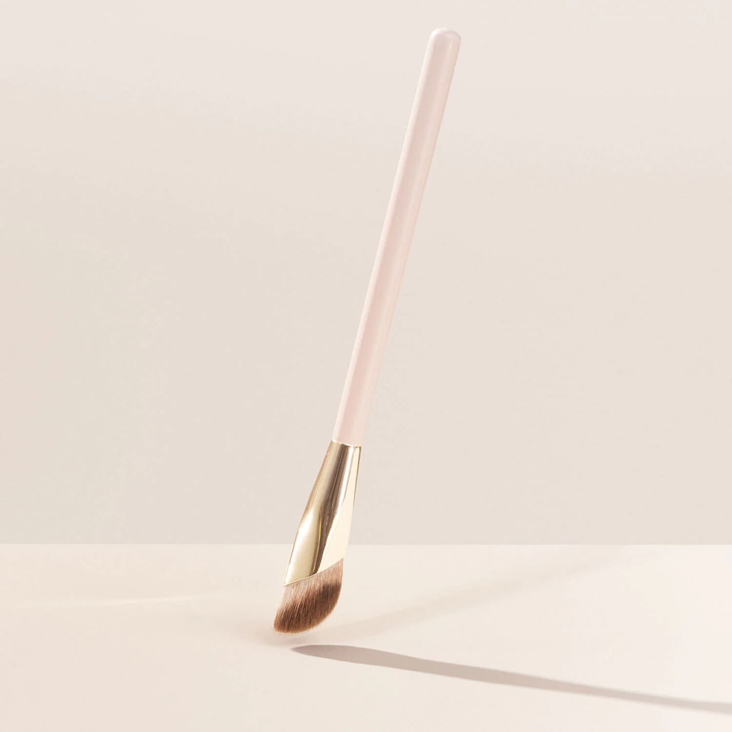 Liquid Touch Concealer Brush