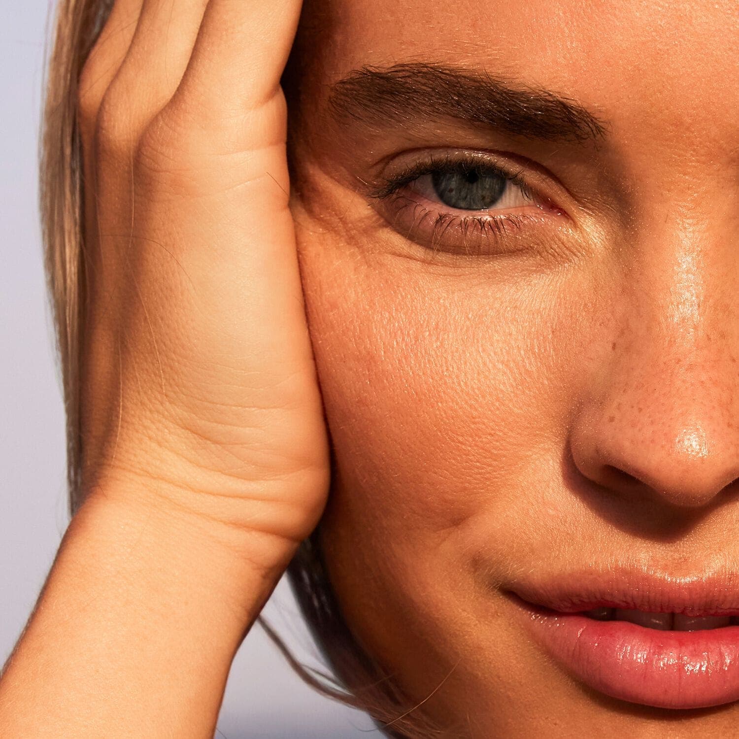 Sun-Kissed Fluid SPF30
