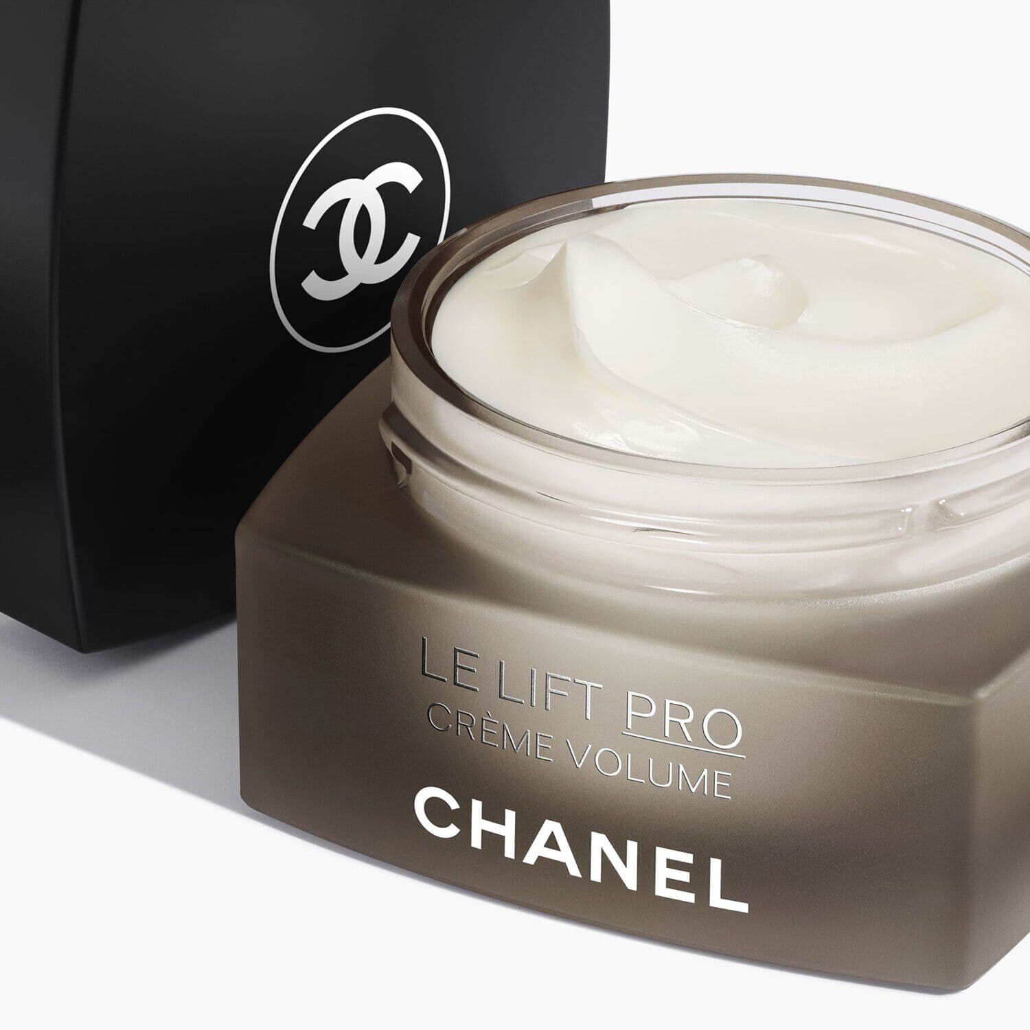 LE LIFT PRO - Face Cream, Volume Corrects, Redefines, Plumps