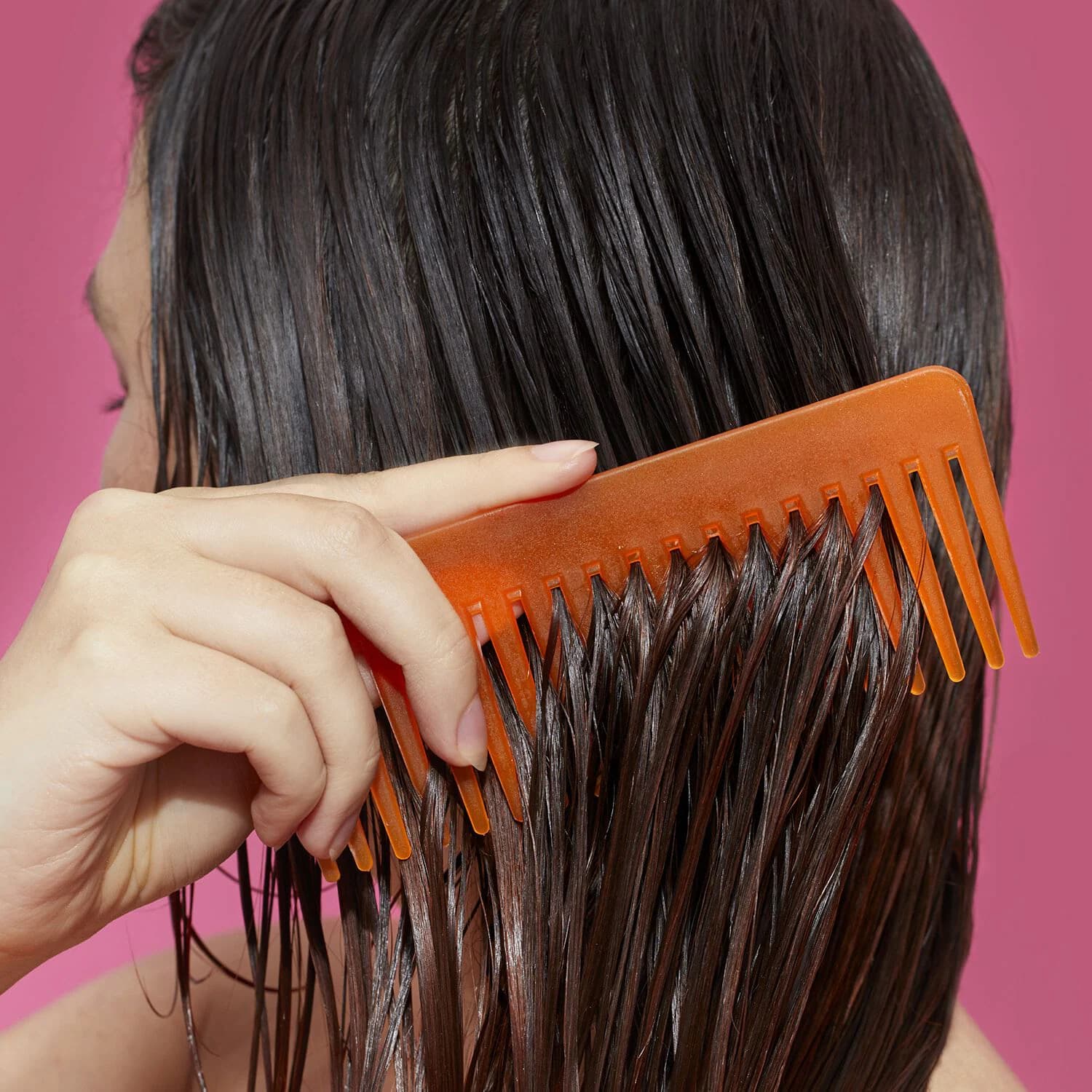 the wizard detangling hair primer