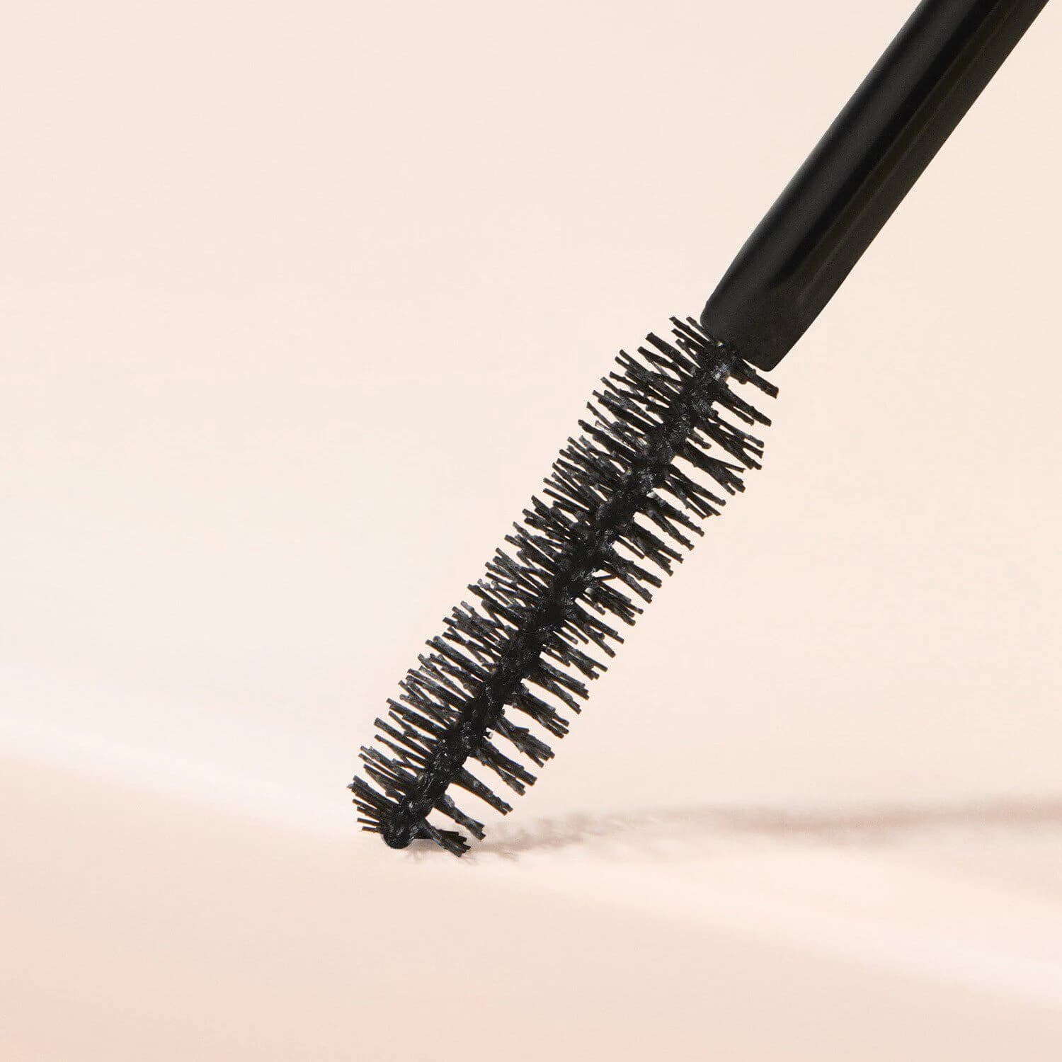 Perfect Strokes Universal Volumizing Mascara Mini