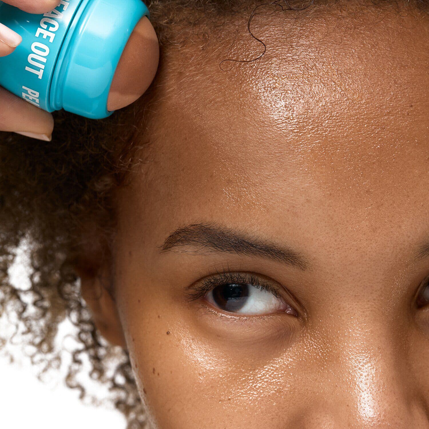 Instant Oil Control Roller With Halloysite Clay