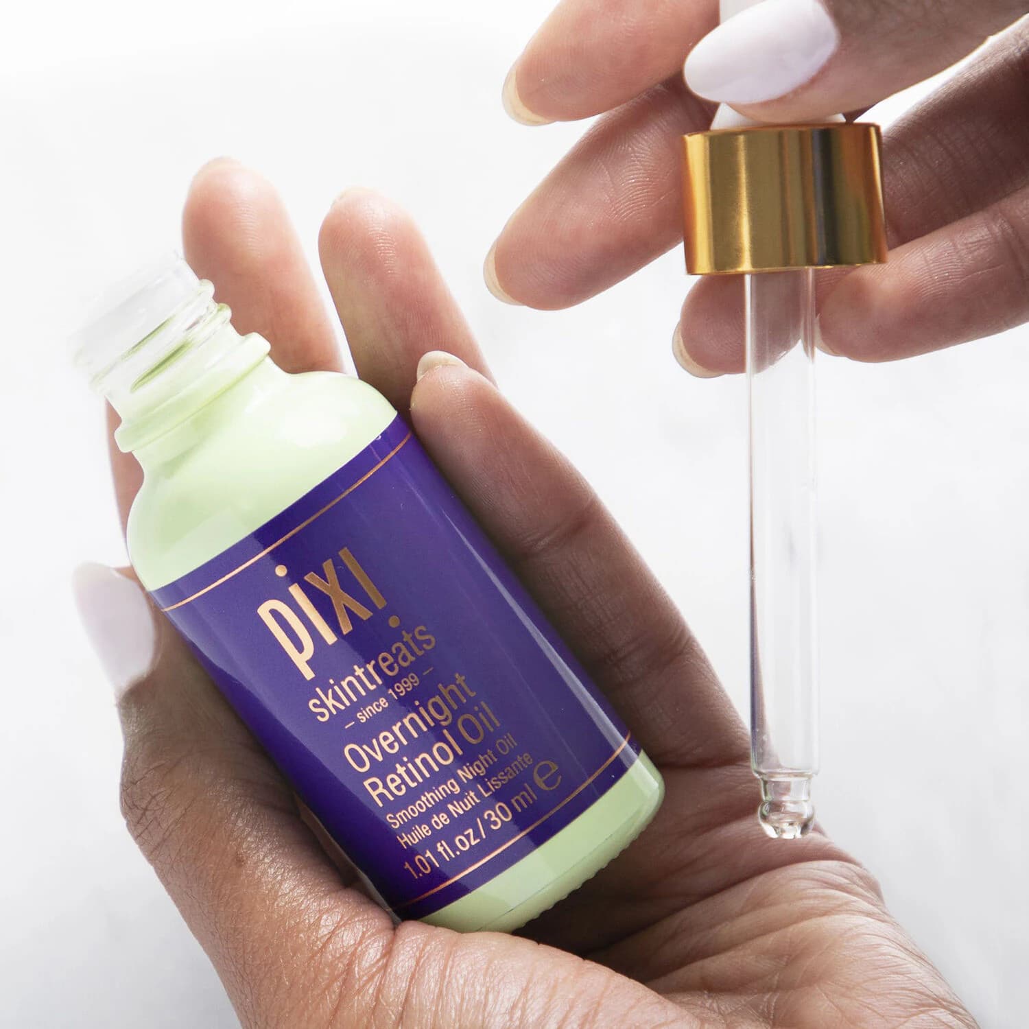 Overnight retinol oil