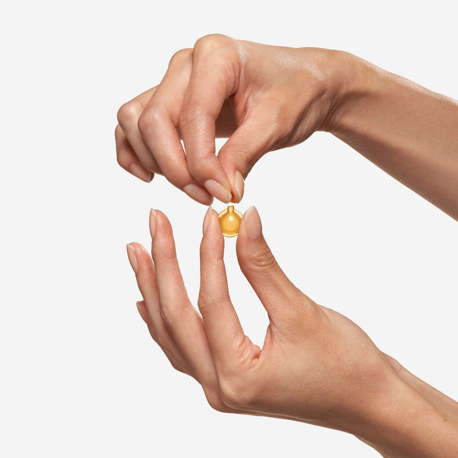 Advanced Light Ceramide Capsules Strengthening & Refining Serum