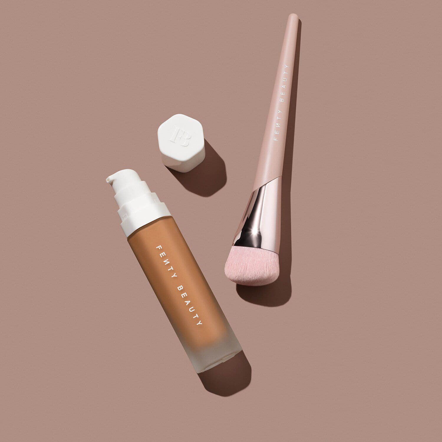 Natural Luminous Foundation Brush 145