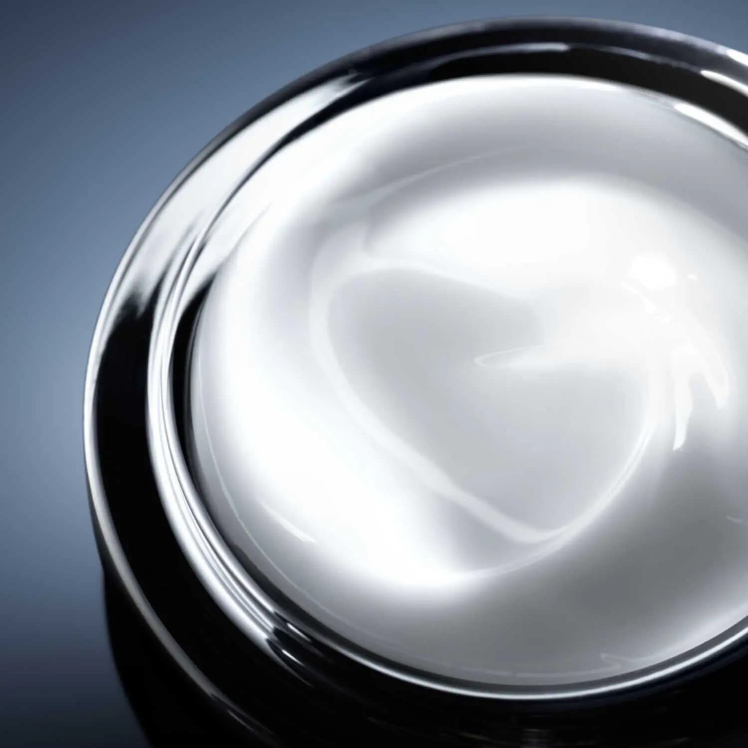 Genifique Youth Activating Cream - Moisturising Face Cream