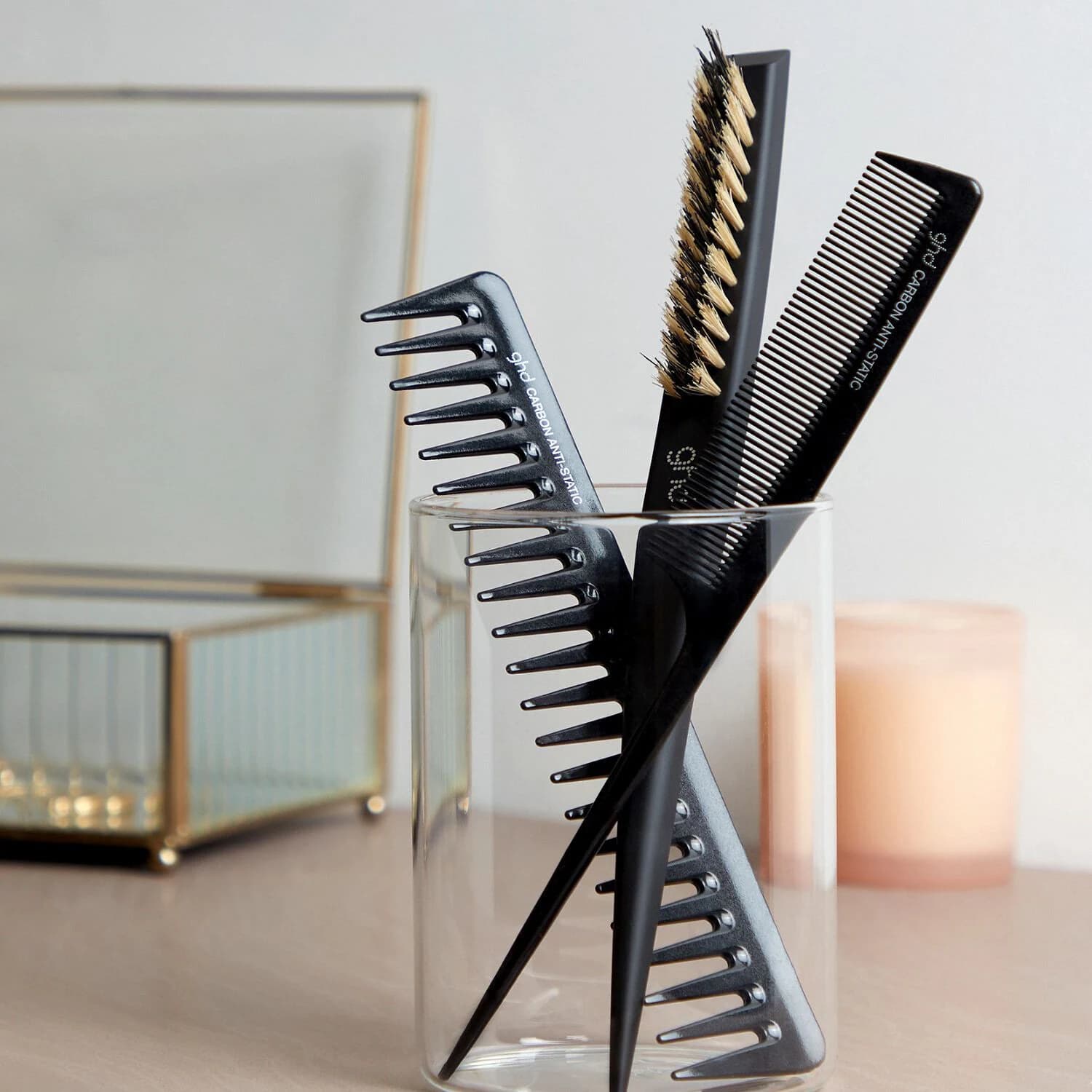 The Comb Out - Detangling Comb