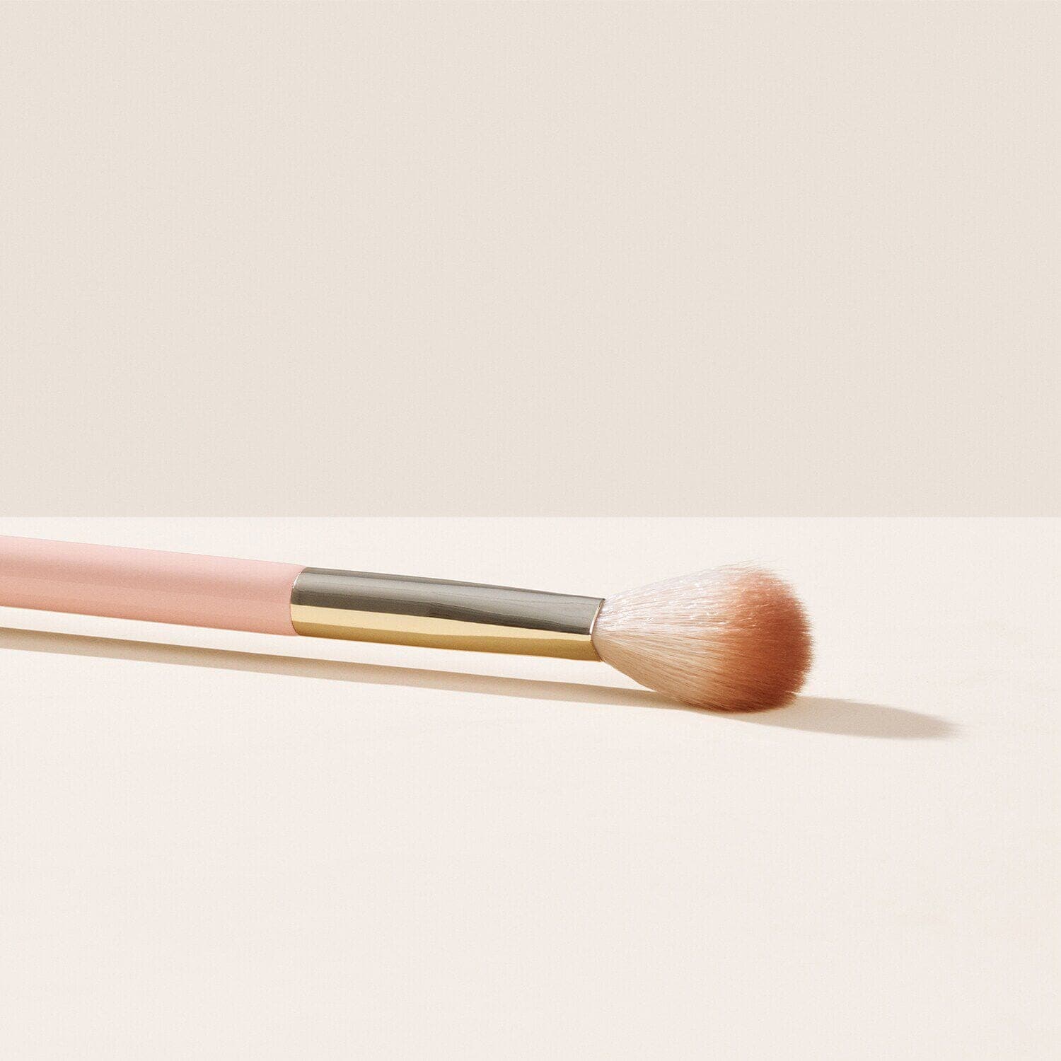 POSITIVE LIGHT PRECISION HIGHLIGHTER BRUSH