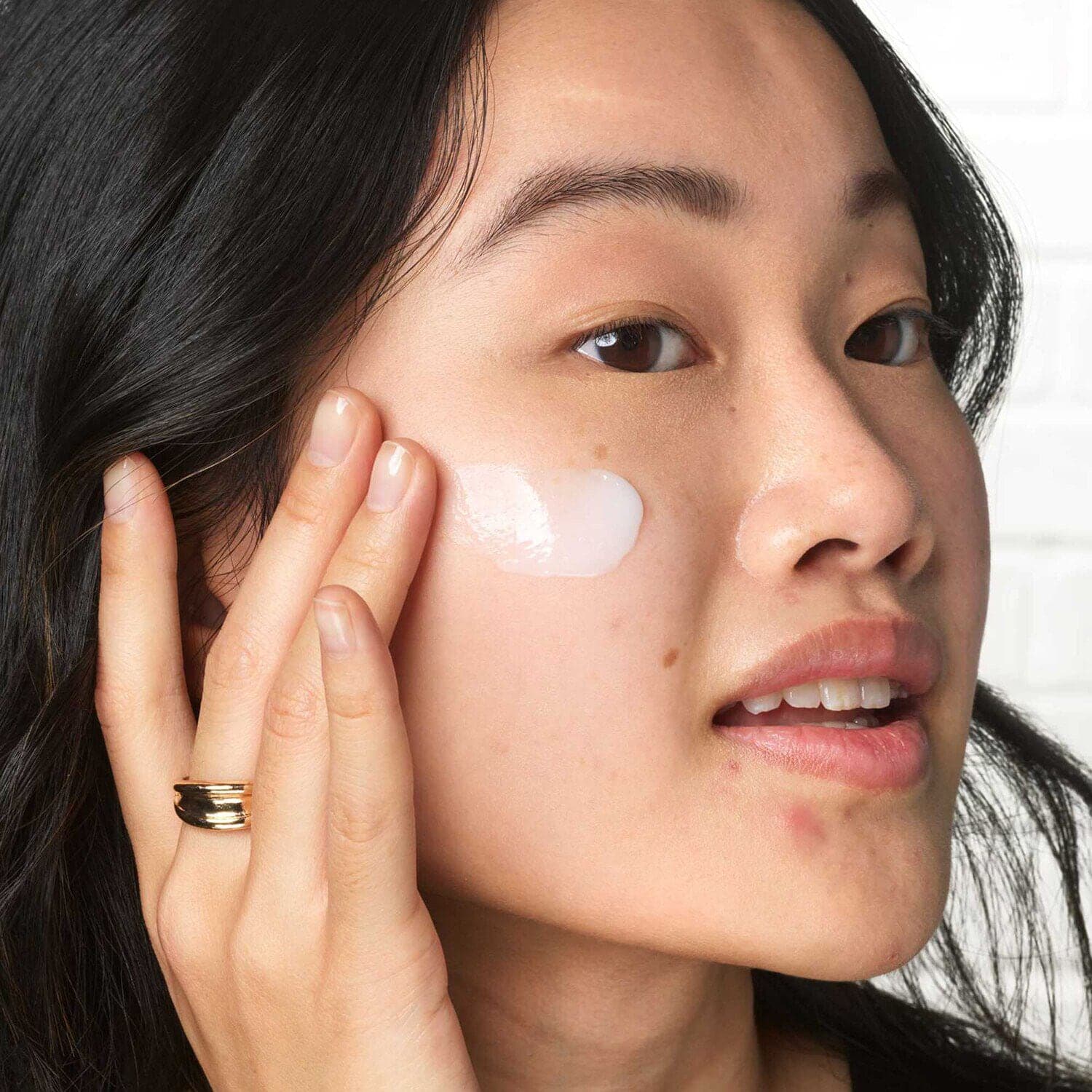 Expertly Clear Blemish-treating & Preventing Lotion