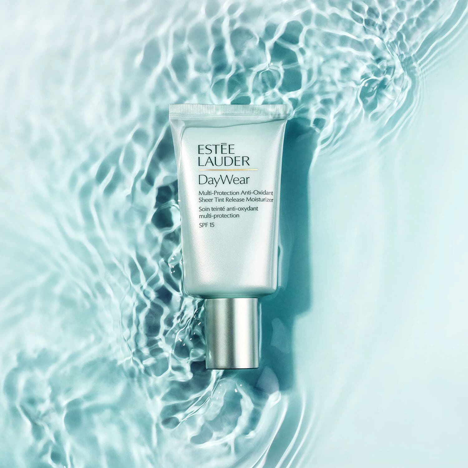 Daywear - Multi-Protection Anti-Oxidant Sheer Tint Release Moisturizer SPF 15
