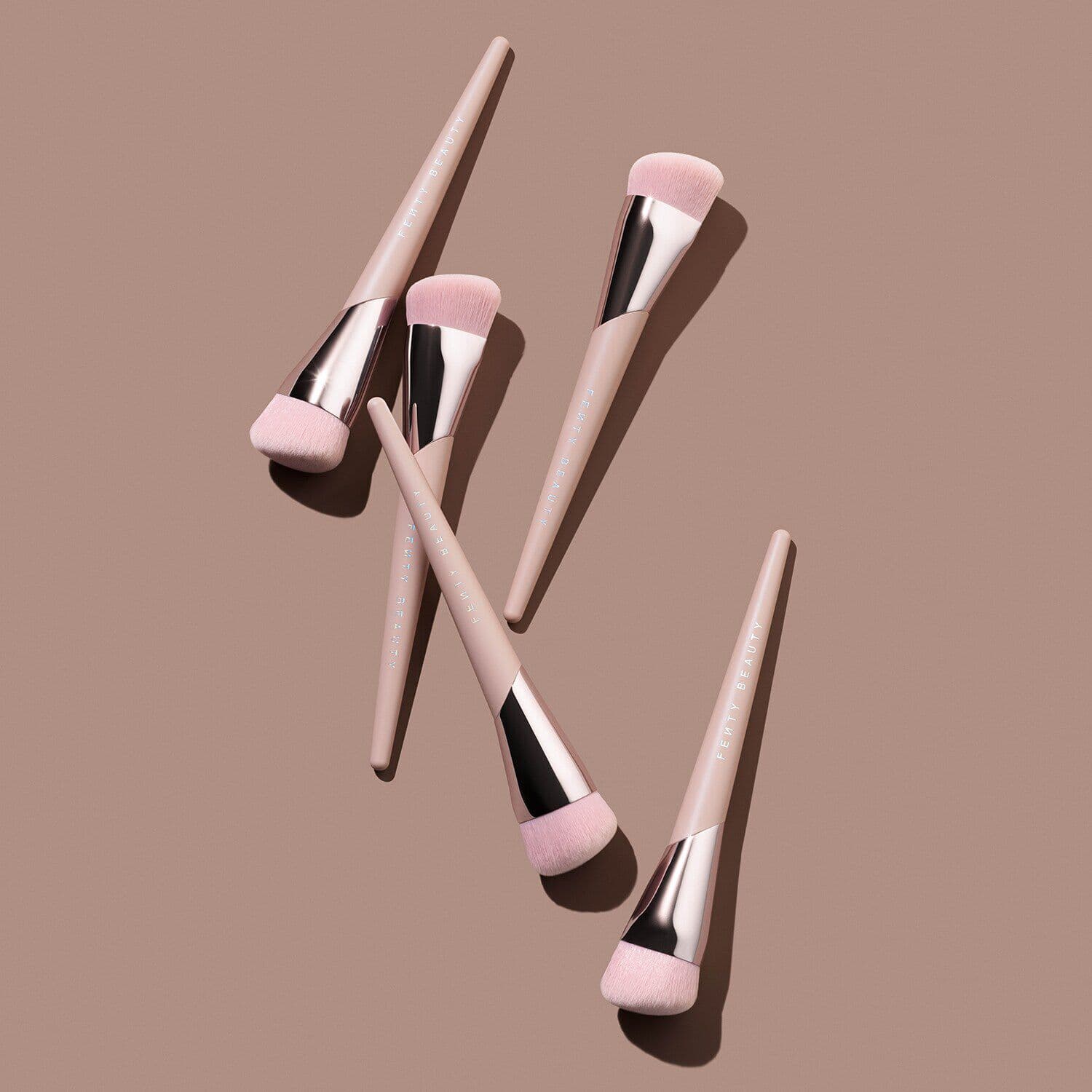 Natural Luminous Foundation Brush 145