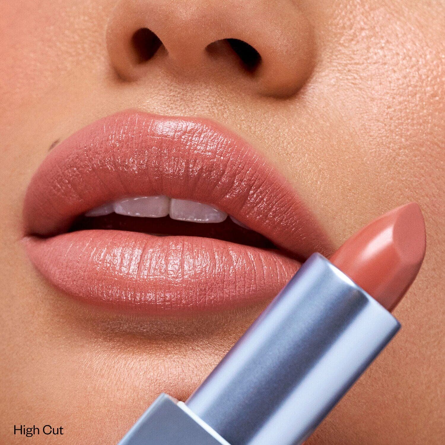 Weightless Lip Color Nourishing Satin Lipstick