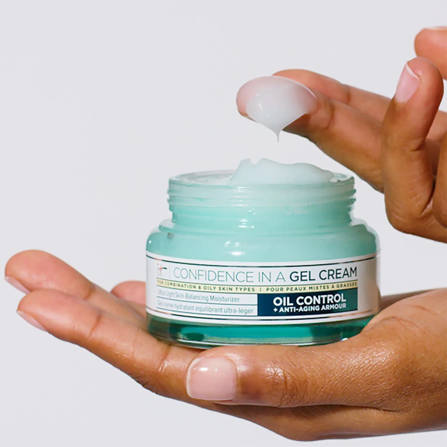 Confidence In A Gel Cream Oil-Free Moisturizer
