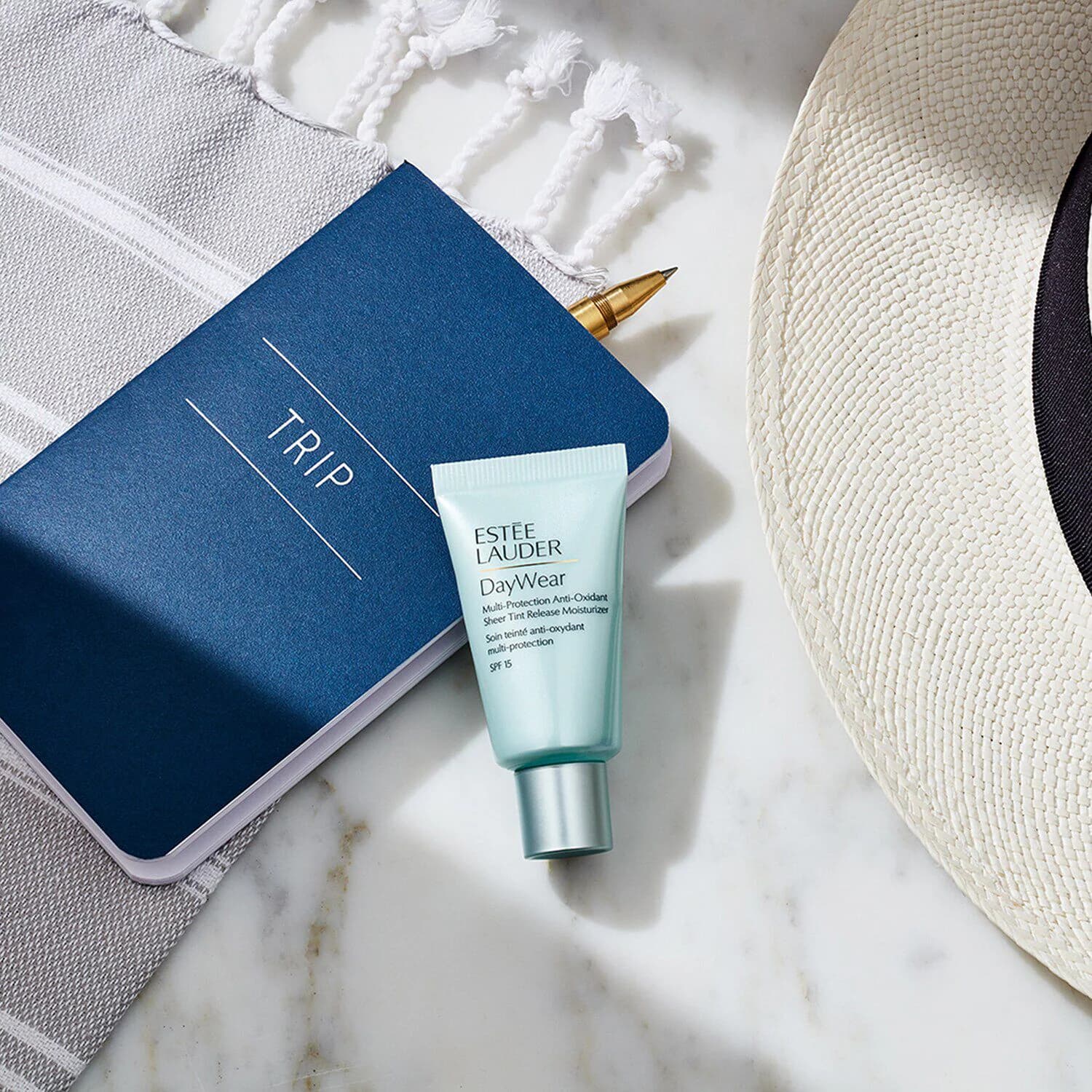 Daywear - Multi-Protection Anti-Oxidant Sheer Tint Release Moisturizer SPF 15