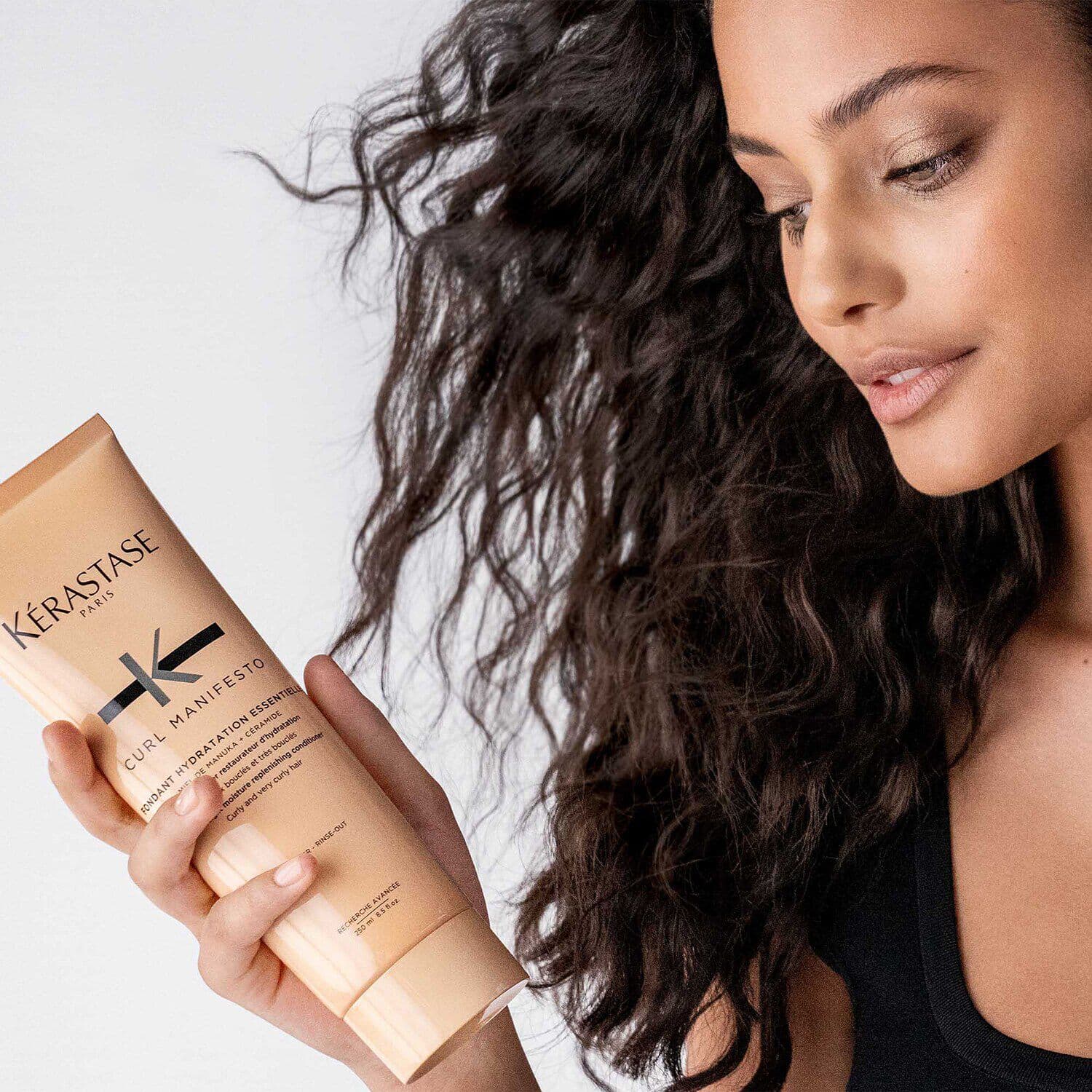 Curl Manifesto Lightweight Conditioner for Curly Hair