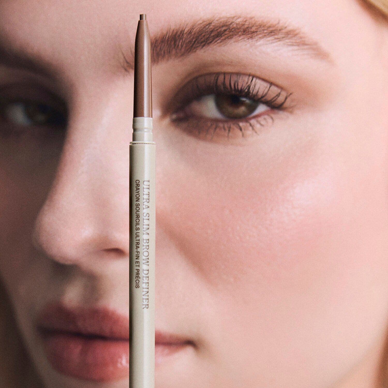 Ultra Slim Brow Definer