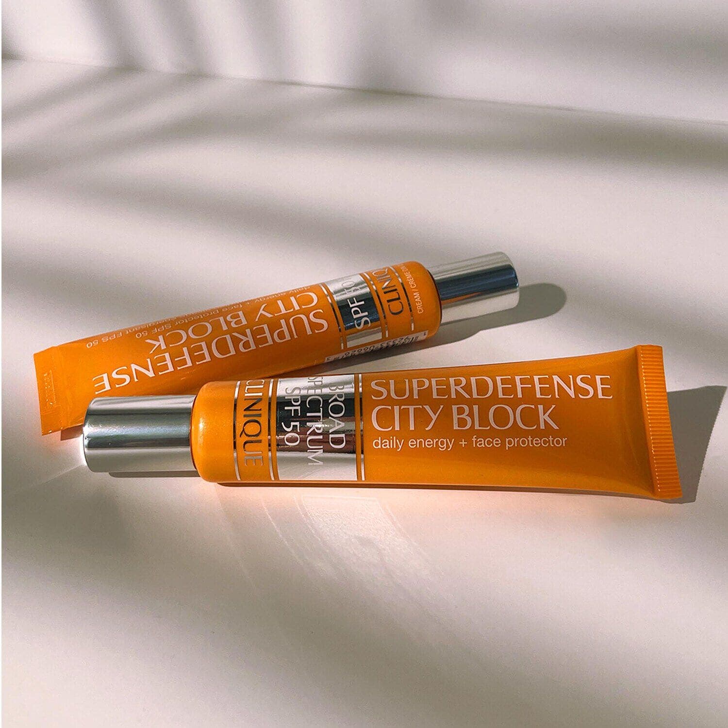Superdefense City Block Broad Spectrum SPF 50