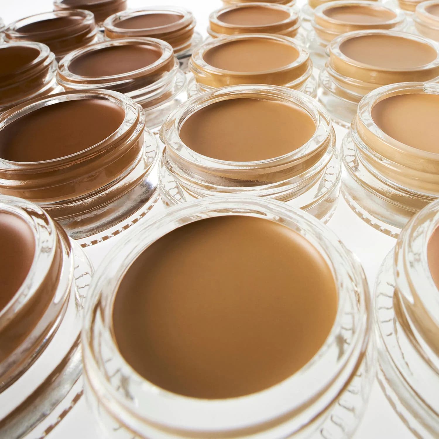 Stretch Balm Concealer for Dewy Buildable Coverage