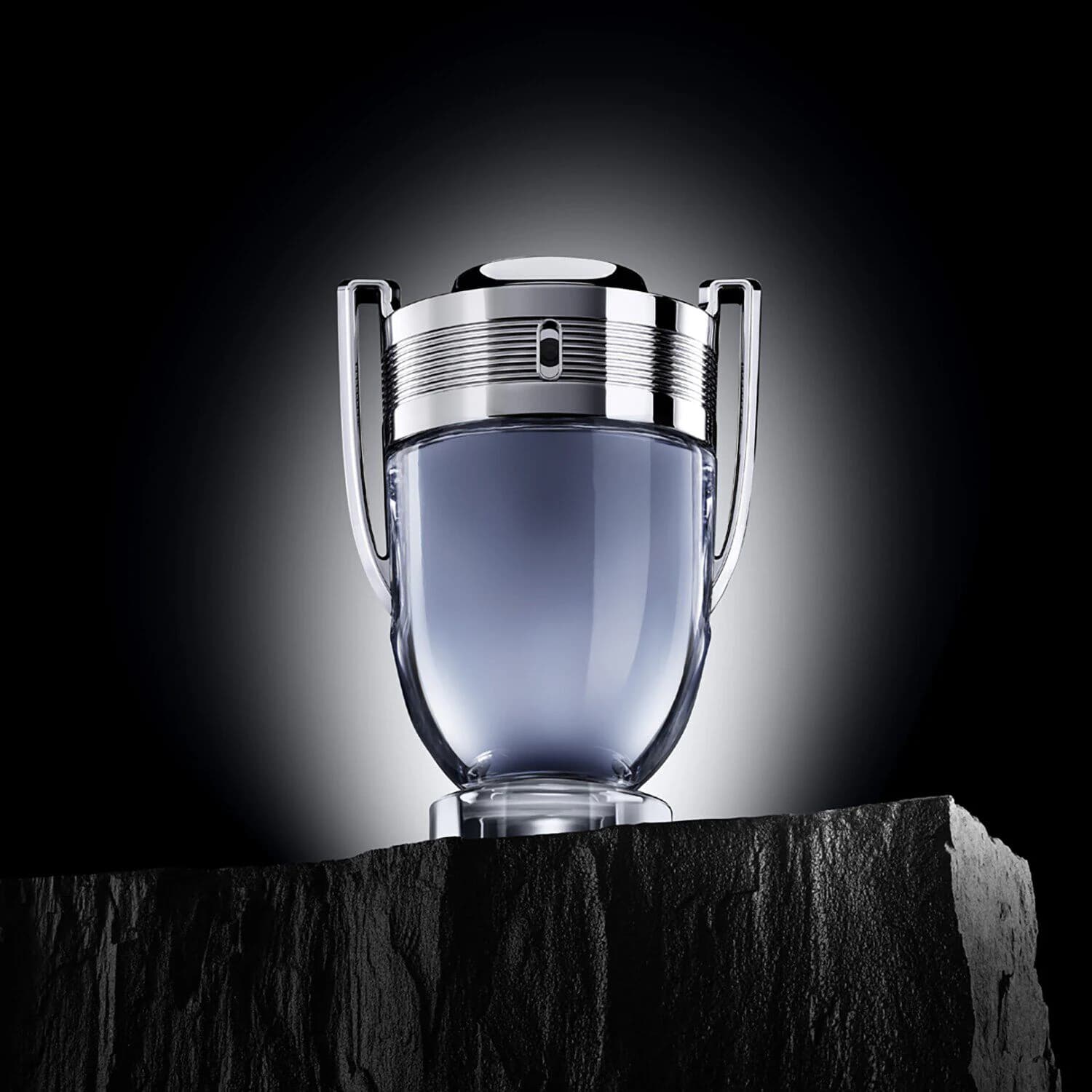 Invictus Eau de Toilette Spray