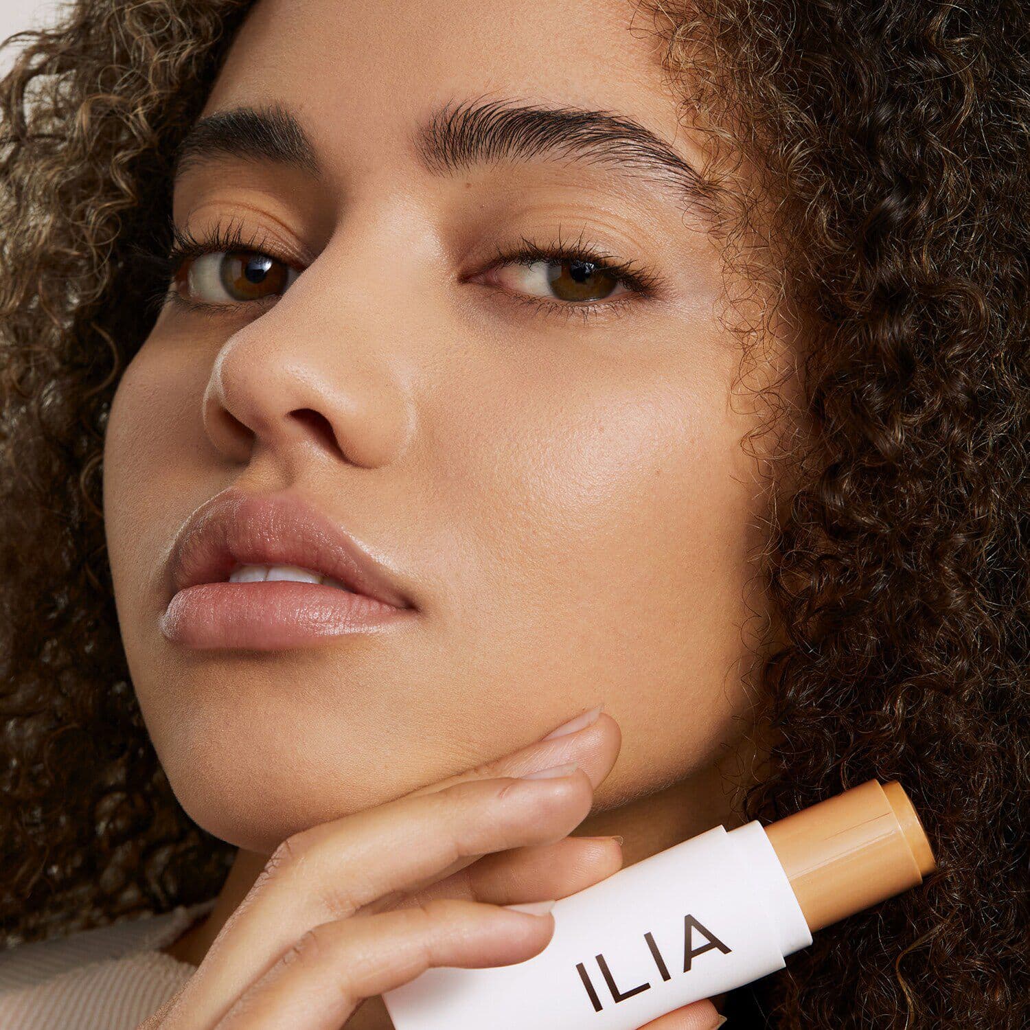 Skin Rewind Blurring Foundation and Concealer Complexion Stick