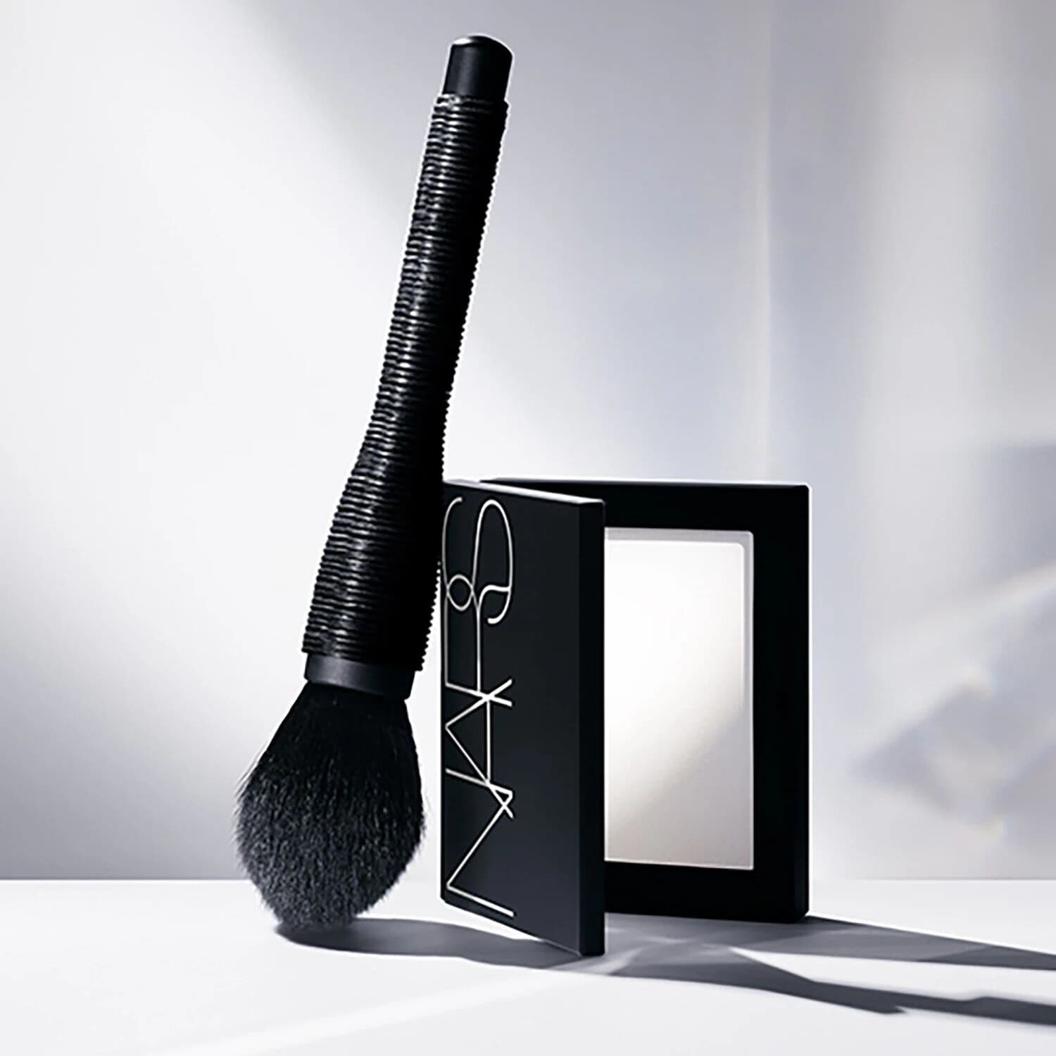 Light Reflecting Setting Powder - Pressed