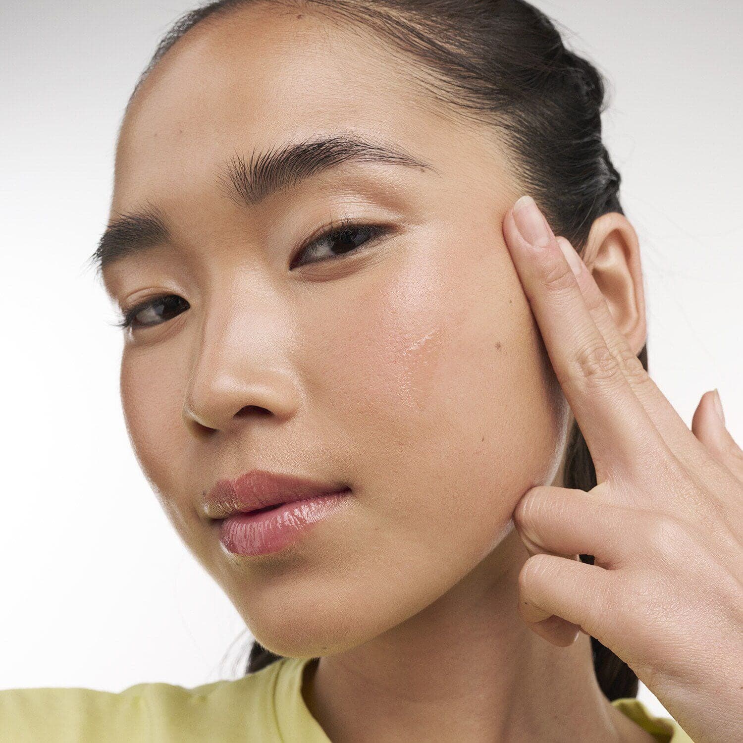 Targeted dark spots serum