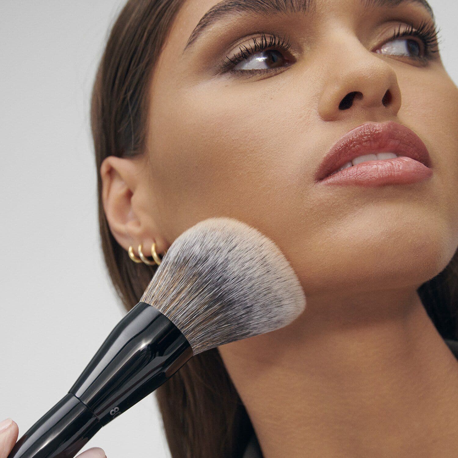 Professional brush Pro Bronzer Brush #80