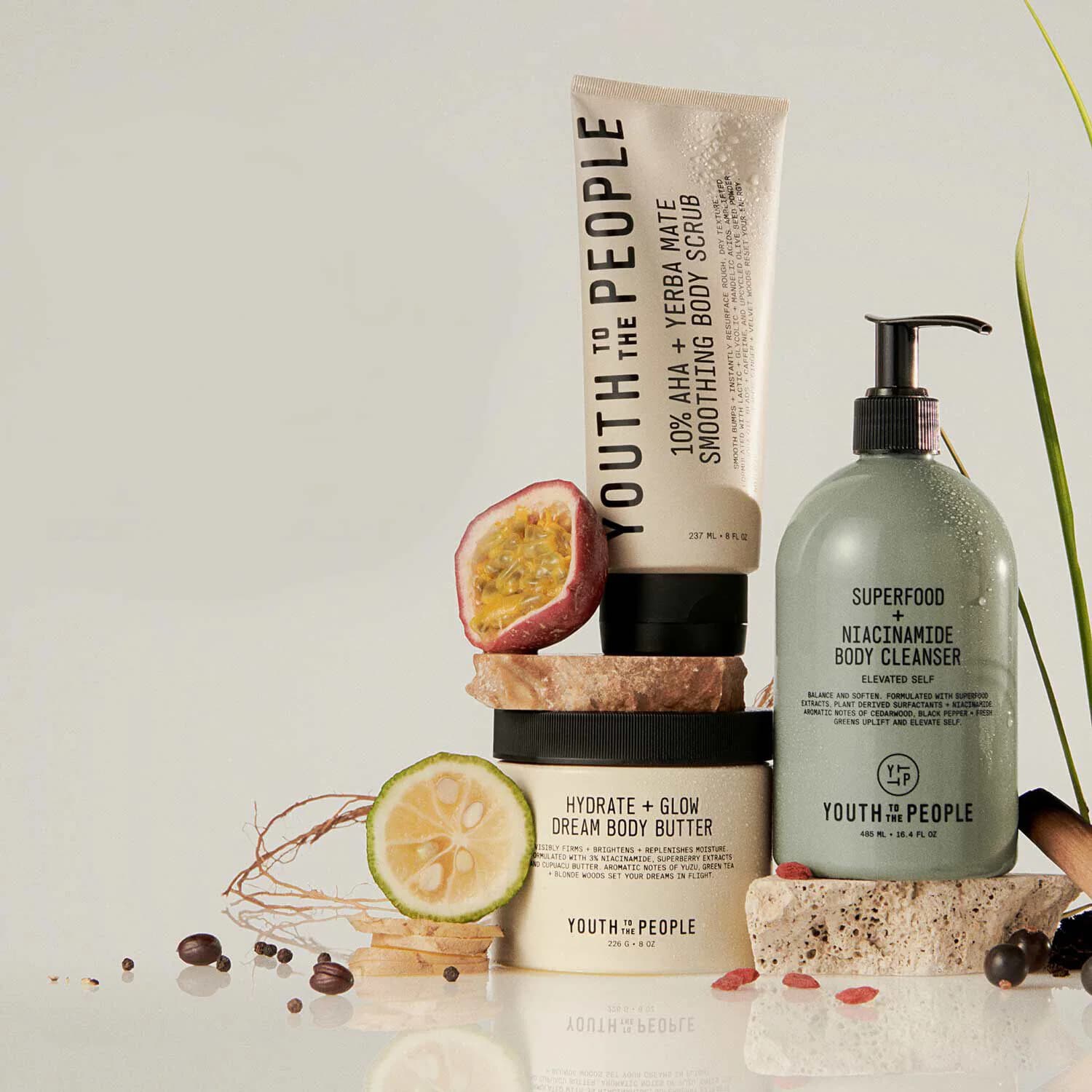 Superfood + Niacinamide Body Cleanser With Antioxidants & Hyaluronic Acid