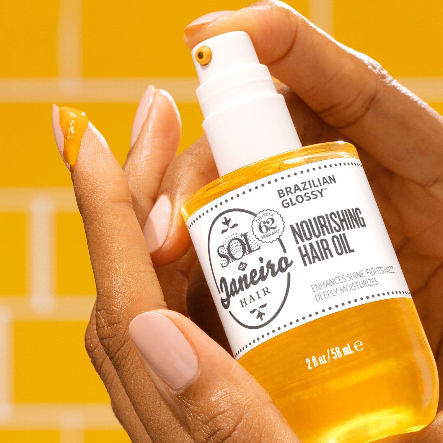Brazilian Glossy™ Nourishing Anti-Frizz Hair Oil