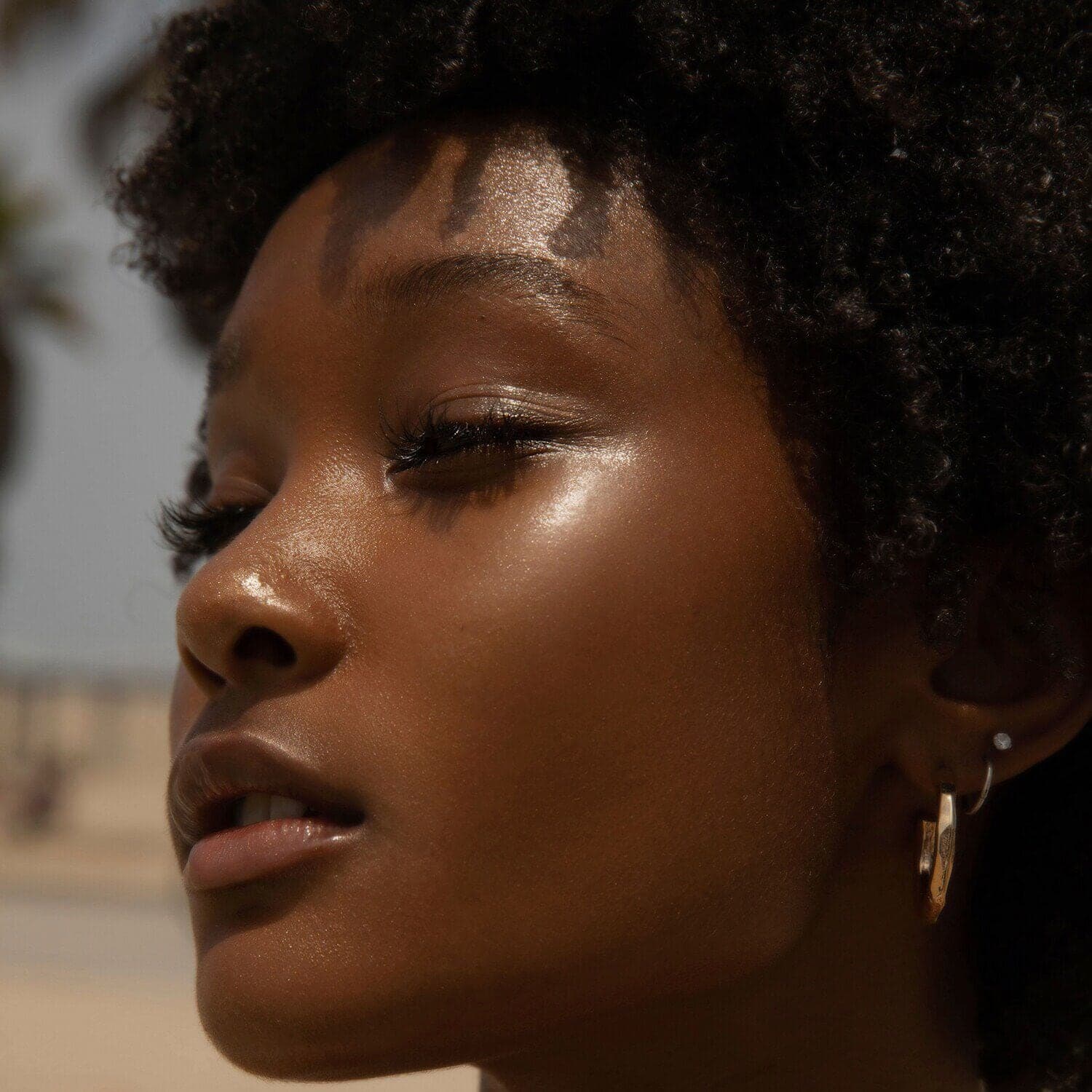 SuperDew Shimmer-Free Highlight Balm - Highlighter